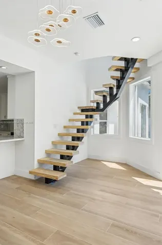 2001 SW 23rd Avenue Fort Lauderdale FL 33312