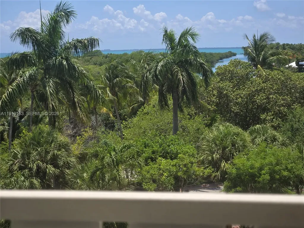 1121 Crandon Boulevard Key Biscayne FL 33149