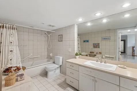 1121 Crandon Boulevard Key Biscayne FL 33149