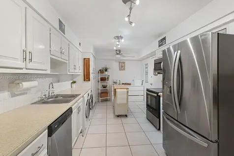 1121 Crandon Boulevard Key Biscayne FL 33149