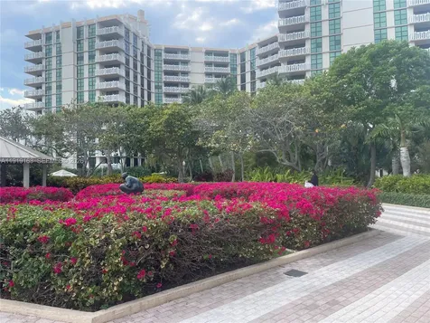1121 Crandon Boulevard Key Biscayne FL 33149
