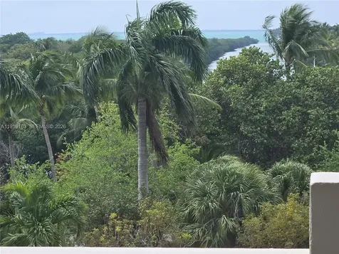 1121 Crandon Boulevard Key Biscayne FL 33149