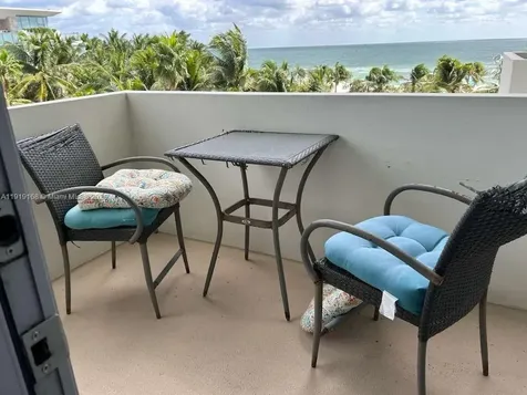 2899 Collins Avenue Miami Beach FL 33140