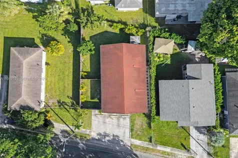 29 SW 8th Avenue Dania Beach FL 33004
