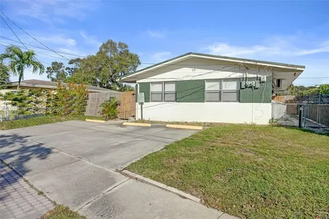 29 SW 8th Avenue Dania Beach FL 33004