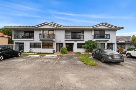 10936 NW 7th Street Miami FL 33172