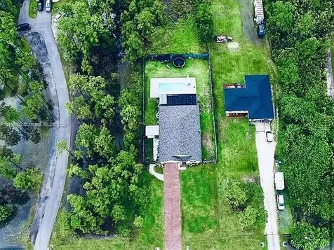 3670 47th Avenue NE Naples FL 34120