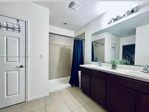 3670 47th Avenue NE Naples FL 34120