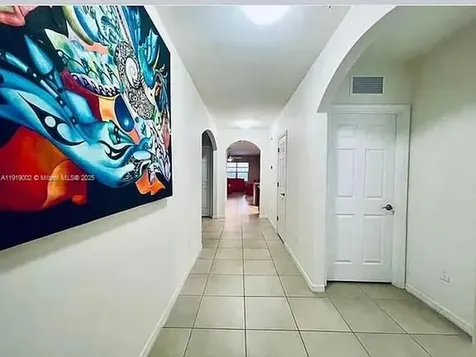 3670 47th Avenue NE Naples FL 34120