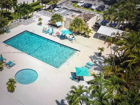 20200 W Country Club Drive Aventura FL 33180