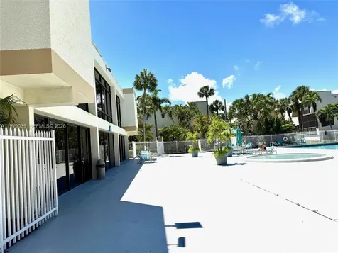 20200 W Country Club Drive Aventura FL 33180