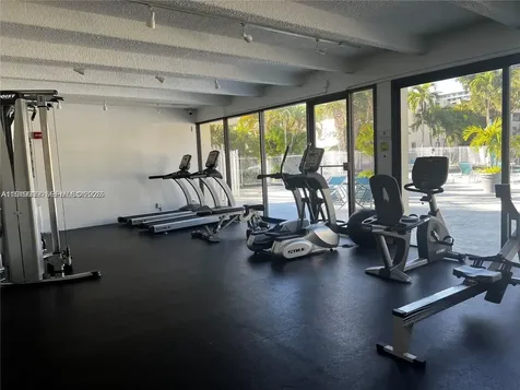 20200 W Country Club Drive Aventura FL 33180