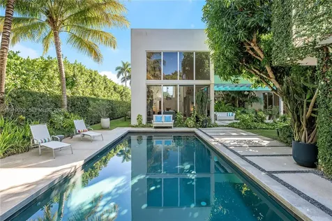 6495 SW 85th Street Miami FL 33143
