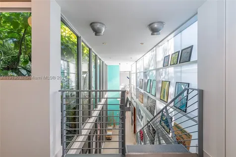 6495 SW 85th Street Miami FL 33143