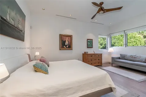 6495 SW 85th Street Miami FL 33143