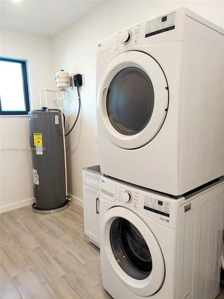 745 NE 36th Street Fort Lauderdale FL 33334