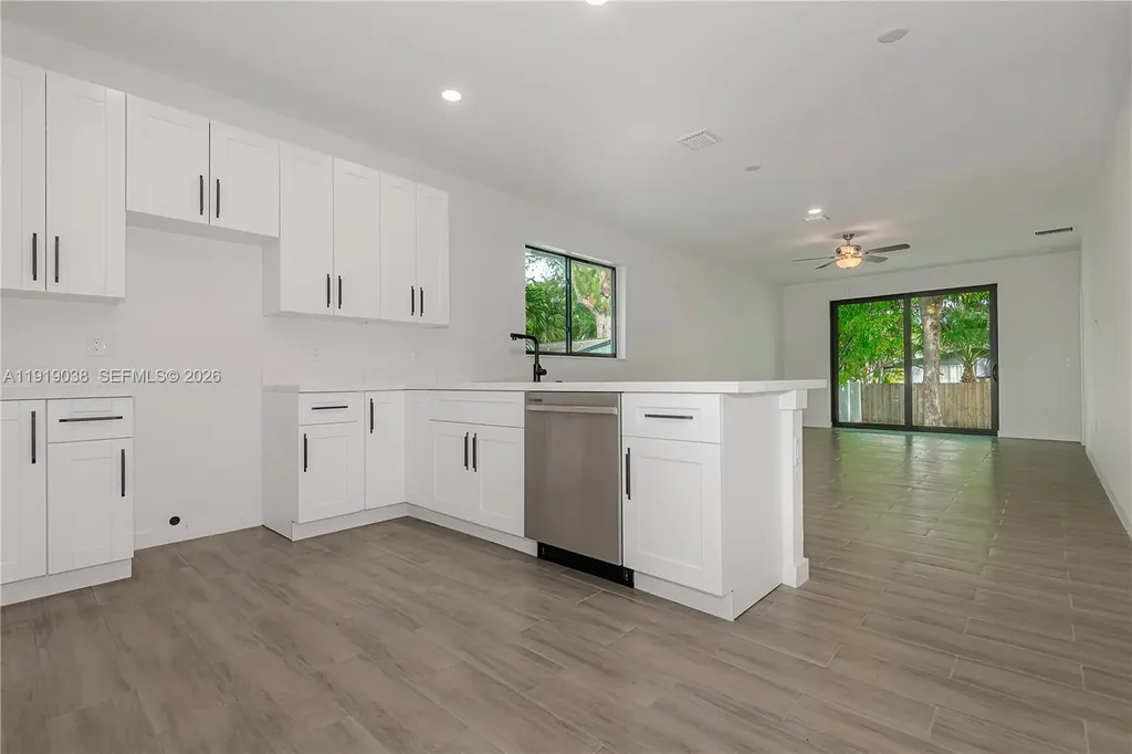 745 NE 36th Street Fort Lauderdale FL 33334