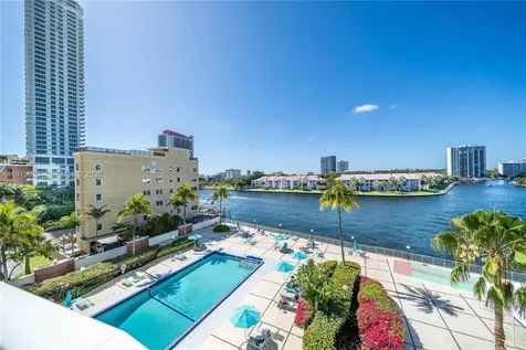 3800 S Ocean Drive Hollywood FL 33019