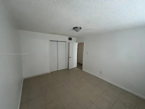 6840 Pembroke Road Pembroke Pines FL 33023