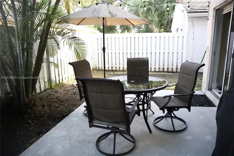 9828 NW 2nd Street Plantation FL 33324