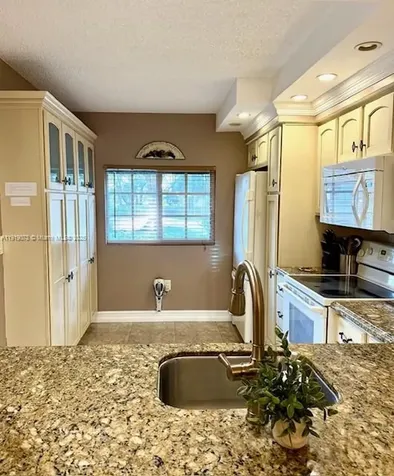 4000 Crystal Lake Drive Deerfield Beach FL 33064