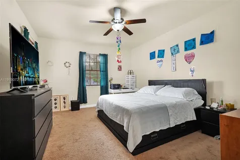 9213 SW 170th Avenue Miami FL 33196