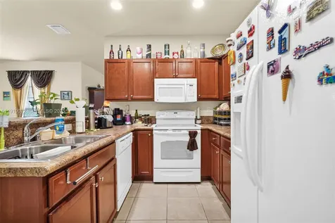 9213 SW 170th Avenue Miami FL 33196