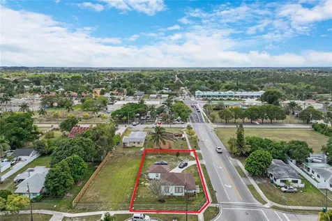 145 NW 6th Avenue Florida City FL 33034
