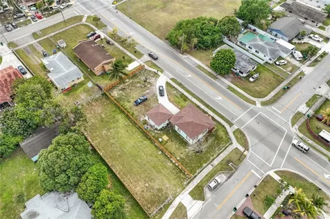 145 NW 6th Avenue Florida City FL 33034