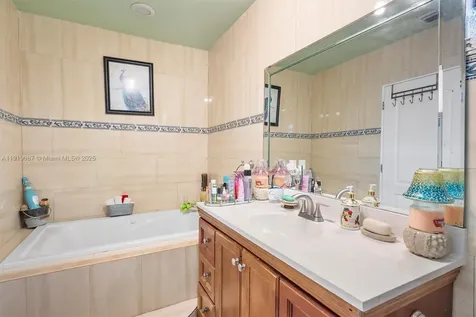 348 NE 118th Street Miami FL 33161