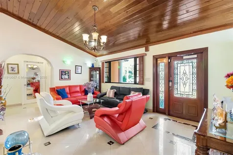 348 NE 118th Street Miami FL 33161
