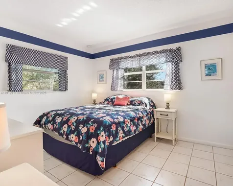 4705 NW 35th Street Lauderdale Lakes FL 33319