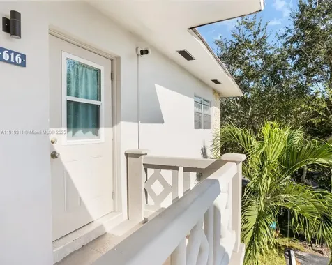 4705 NW 35th Street Lauderdale Lakes FL 33319