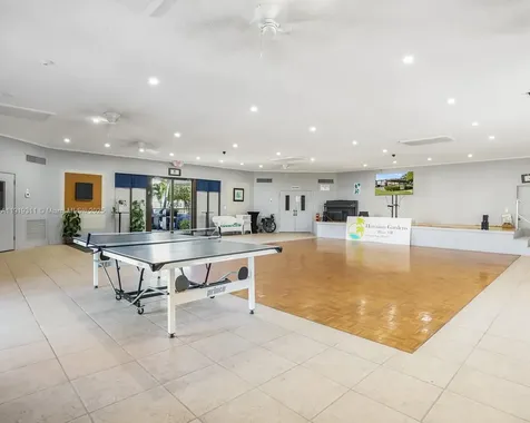 4705 NW 35th Street Lauderdale Lakes FL 33319