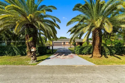 19511 SW 214th Street Miami FL 33187