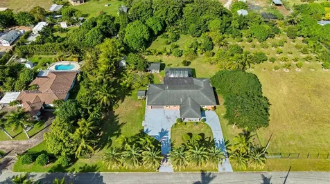 19511 SW 214th Street Miami FL 33187