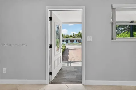 6255 SW 62nd Court South Miami FL 33143
