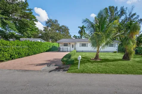 6255 SW 62nd Court South Miami FL 33143