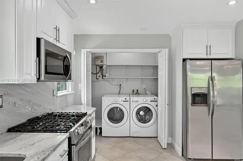 6255 SW 62nd Court South Miami FL 33143