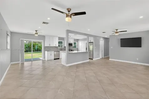 6255 SW 62nd Court South Miami FL 33143