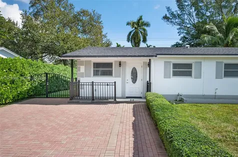 6255 SW 62nd Court South Miami FL 33143