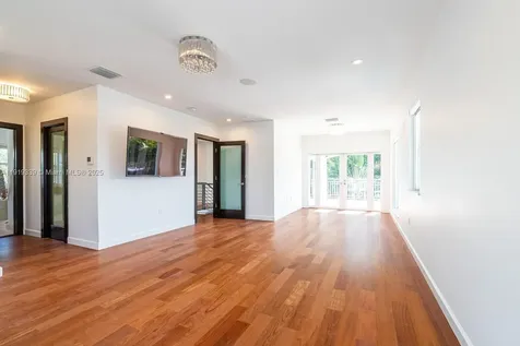 1130 Lugo Avenue Coral Gables FL 33156