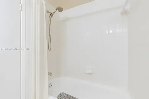 3413 S Atlanta Drive Hollywood FL 33021