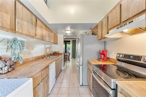3413 S Atlanta Drive Hollywood FL 33021