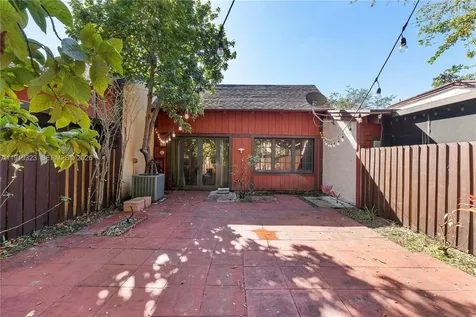 3413 S Atlanta Drive Hollywood FL 33021