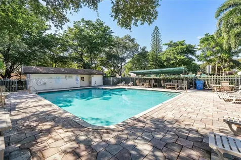 3413 S Atlanta Drive Hollywood FL 33021