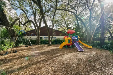 3413 S Atlanta Drive Hollywood FL 33021