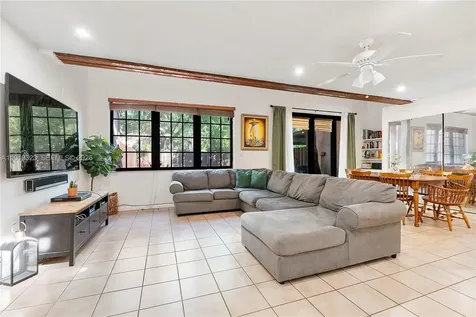 3413 S Atlanta Drive Hollywood FL 33021