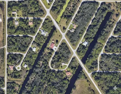 2216 Private Circle Port Charlotte FL 33953