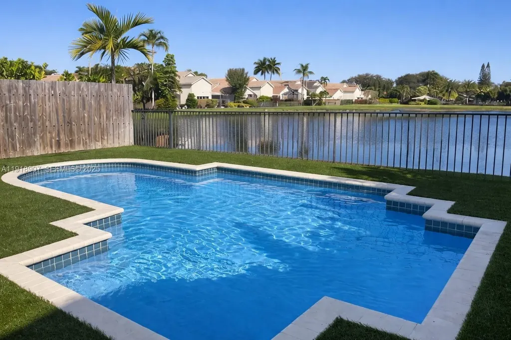 6626 NW 25th Avenue Boca Raton FL 33496